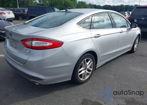 2016 Ford Fusion Se z USA, uszkodzony, nr VIN 3FA6P0H78GR242896